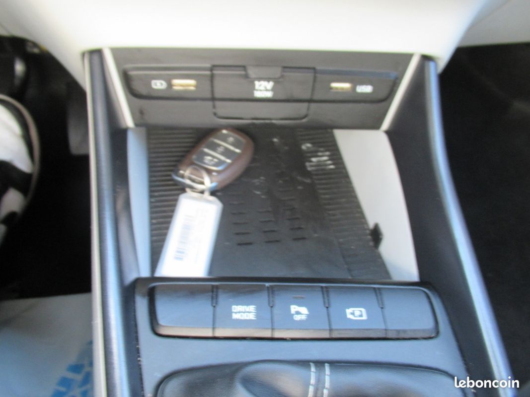 Hyundai I20 1.0 T-GDI 100CH HYBRID CREATIVE (image 10)