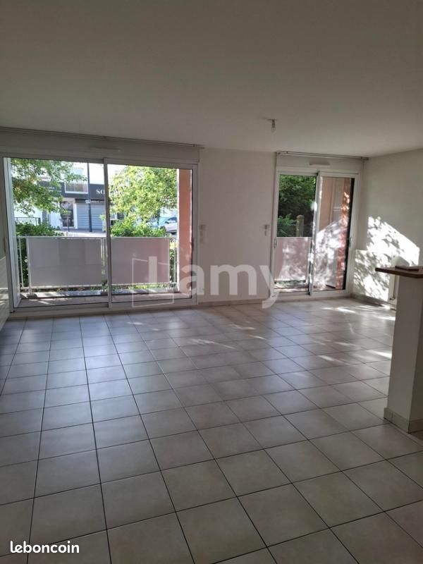 Appartement 3 pièces 81 m² · à Saint-Sébastien-sur-Loire · 81 m² · 898 €