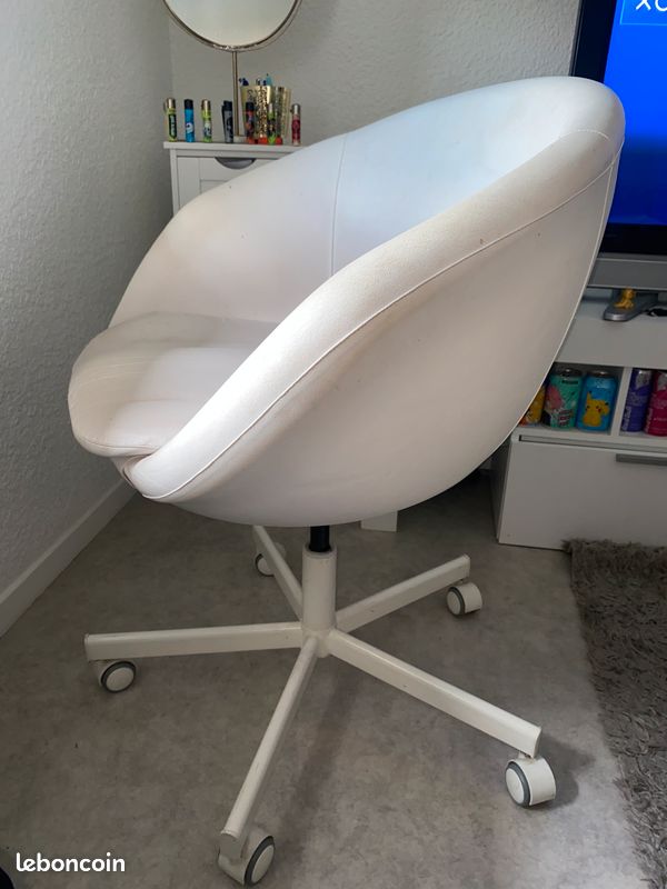 Chaise ronde (image 2)
