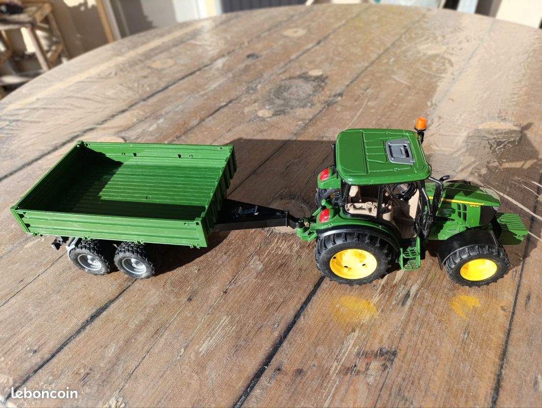 Bruder 2106 Tracteur John Deere 5115 M - Bruder 2106 - 02106 Bruder pas cher