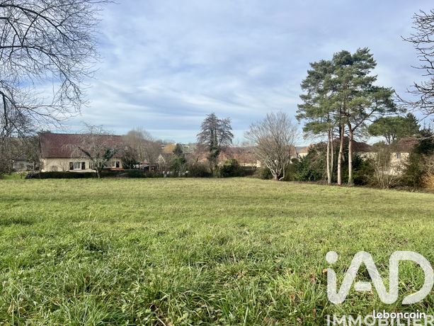 Terrain 1420 m² Larche