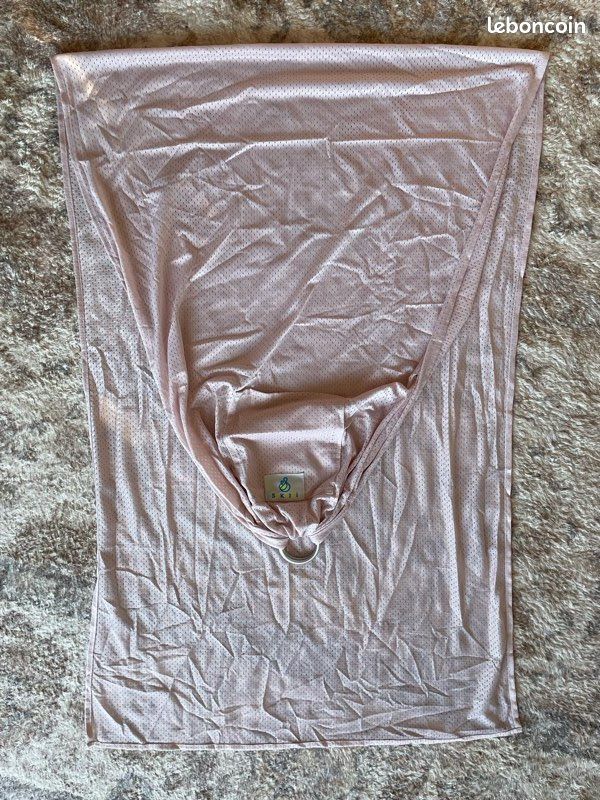 Sling de portage SUKKIRI respirant rose - Idéal été / baignade (image 3)
