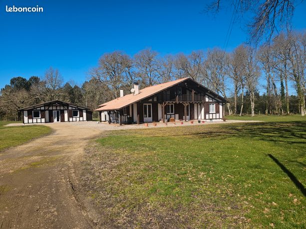 Maison 160m2 + maison 50m2 grange garage 100m2 sur parcelle 1 hectare