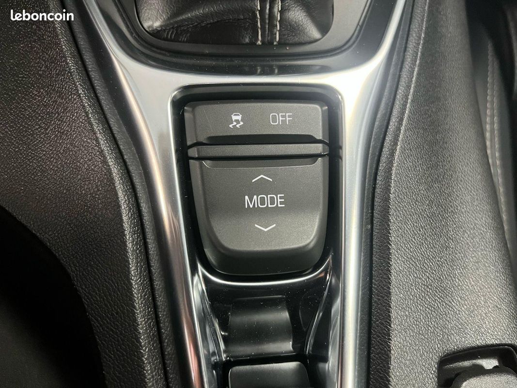 CHEVROLET Camaro RS V6 3.6 340 ch – BVA – CarPlay – LED – HUD (image 13)