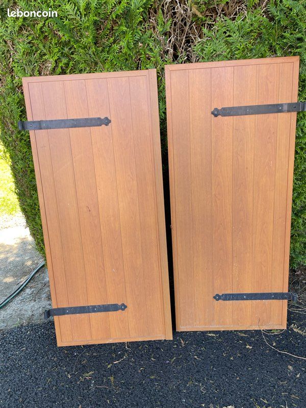 Volet en aluminium imitation bois (image 1)