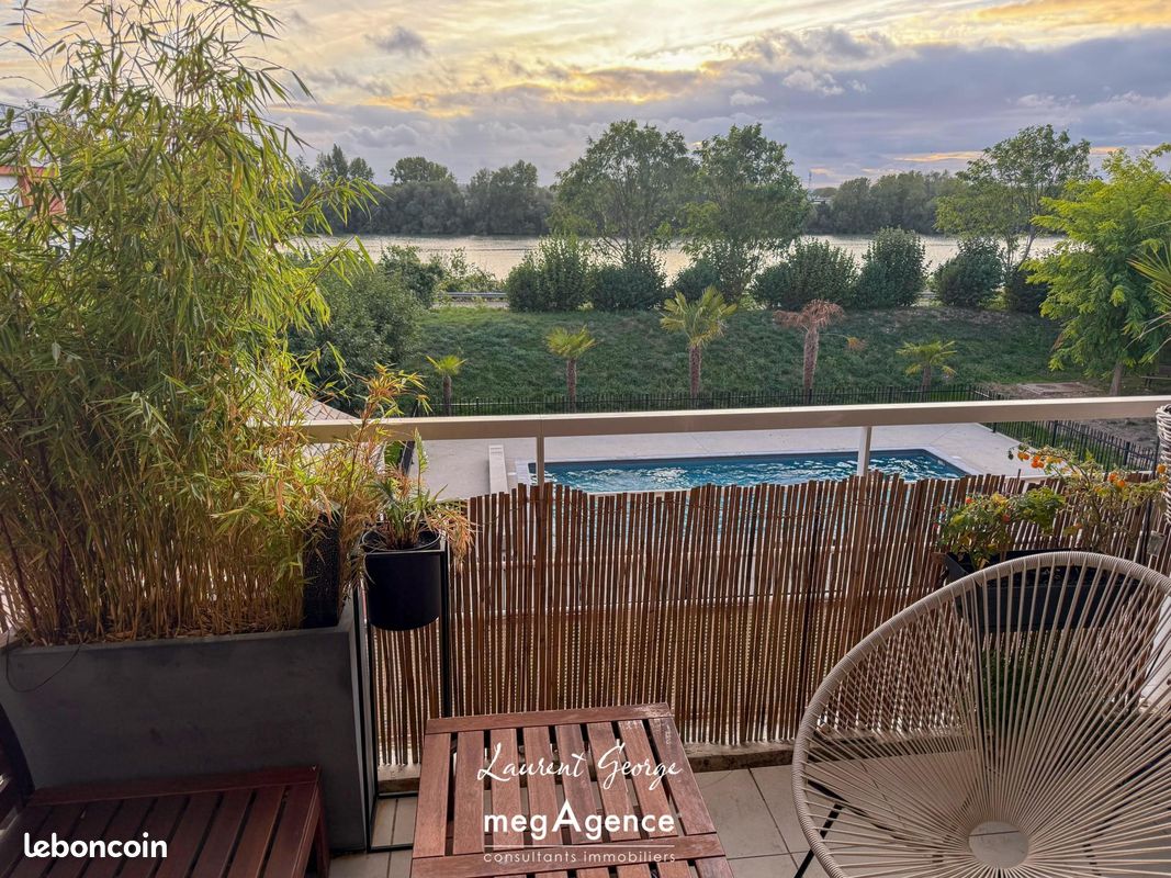 Appartement 3 pièces 68 m² · à Amfreville-la-Mi-Voie · 68 m² · 185 000 €