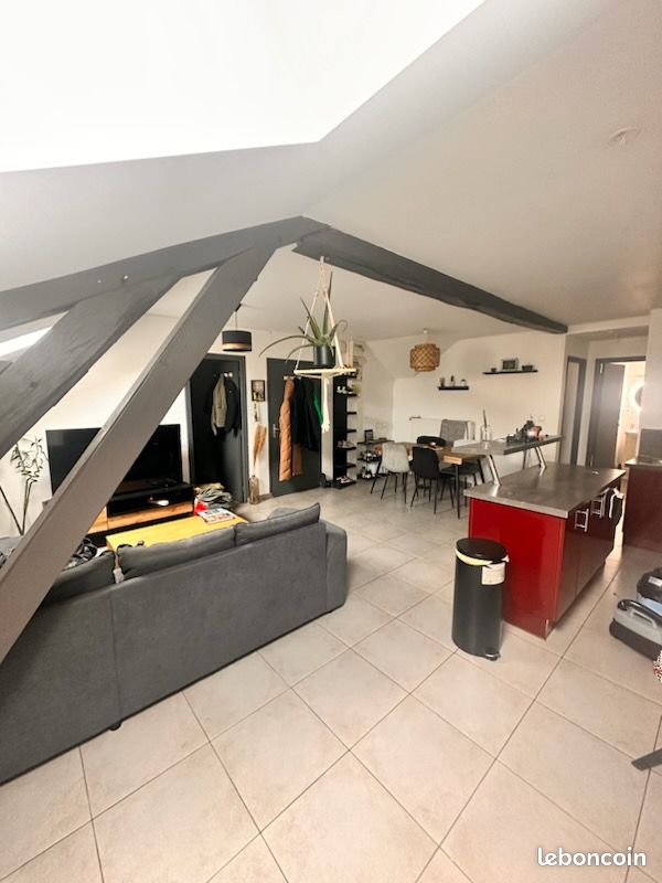Appartement 3 pièces 70 m² · à Vrigne aux Bois · 70 m² · 525 €