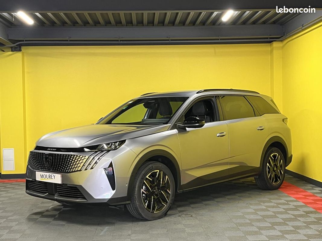 Peugeot 5008 allure hybrid 145ch e-dcs6 7 places / camera 360° faible kilometrage (image 1)