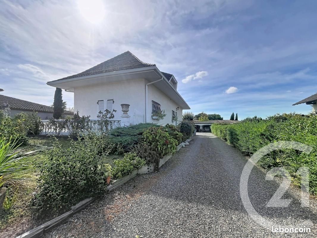 Maison 7 pièces 189 m² · à Bressols · 189 m² · 315 000 €