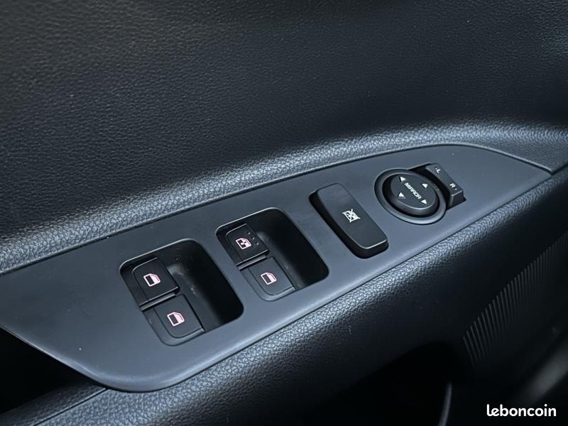 Kia Stonic 1.0 T-GDi 100ch Active (image 24)