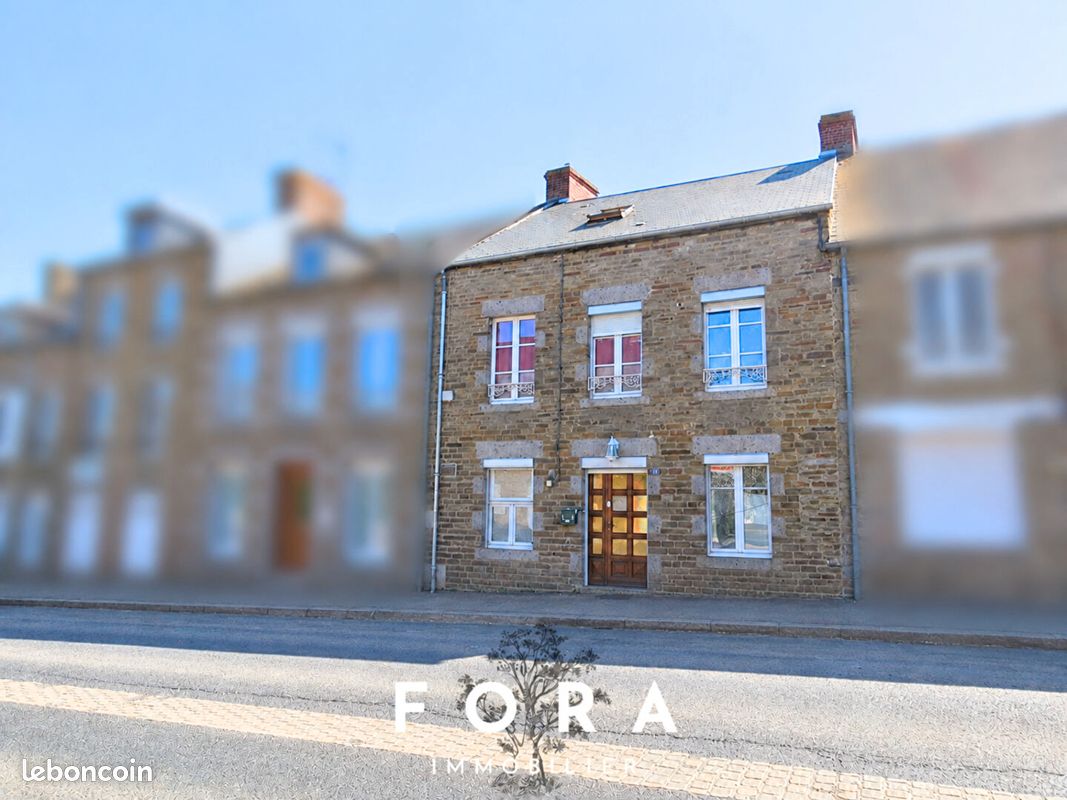 Maison 4 pièces 110 m² · à Condé-en-Normandie · 110 m² · 128 000 €