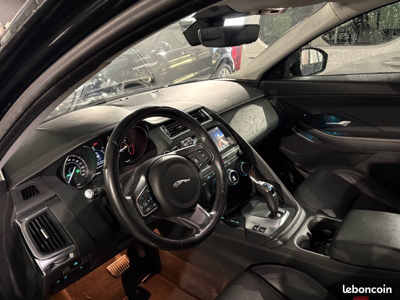 Jaguar E-Pace 2.0 D 150 CH AWD BVA R-DYNAMIC FINANCEMENT DISPONIBLE (image 14)