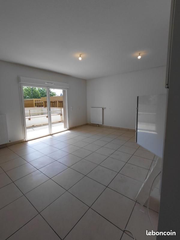 Appartement 3 pièces 64 m² · à Fontaine · 64 m² · 679 €/mois