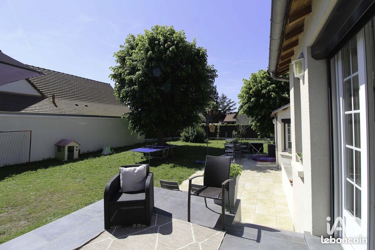Maison 6 pièces 190 m² · à Freneuse · 190 m² · 395 000 €