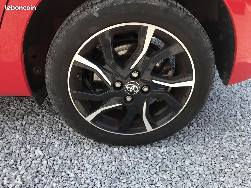 TOYOTA YARIS 1.3 - 100 VVT-i III 2011 Style PHASE 2 (image 33)