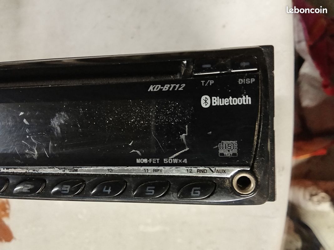 Vend poste de voiture cd mp3 JVC (image 3)