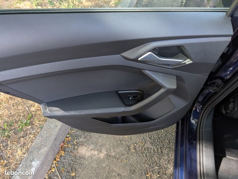 Audi A1 SPORTBACK 30 TFSI 110CH ADVANCED S TRONIC 7 (image 15)