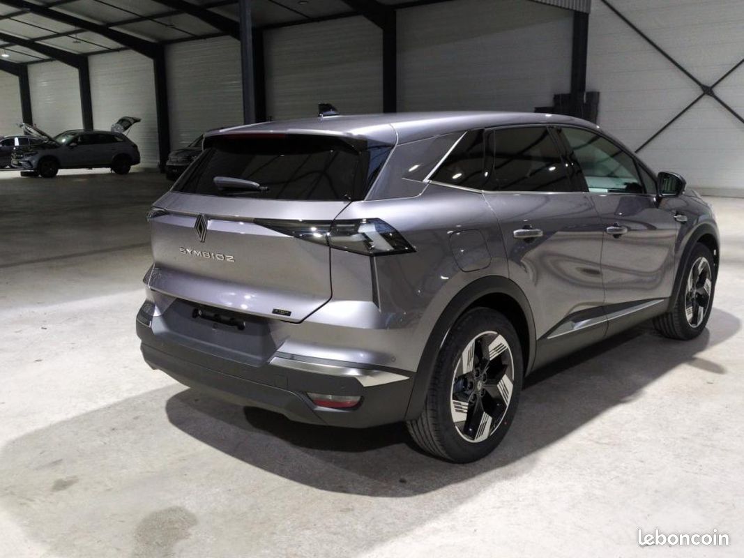 Renault symbioz e-tech full hybrid 160 ch techno + pack safety driving (image 3)