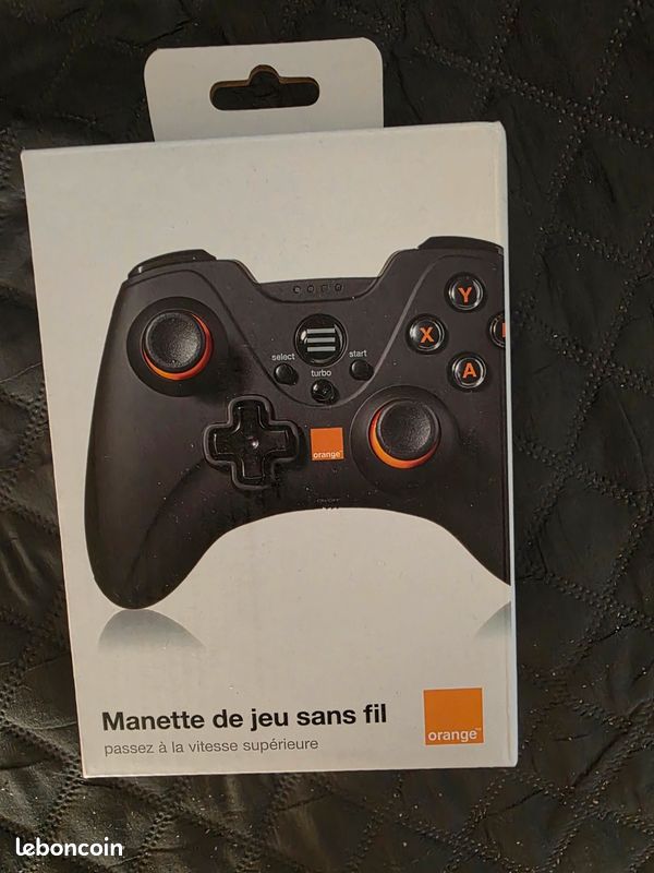 Manette de jeux videos (image 1)