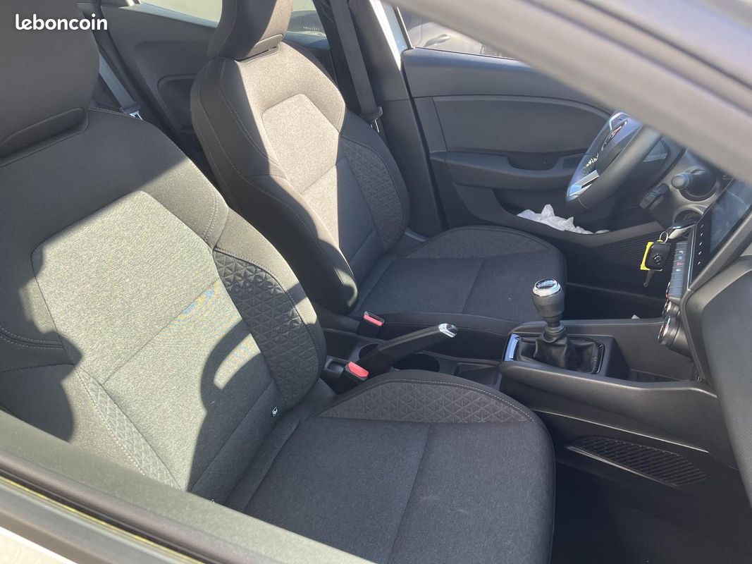 RENAULT CLIO V 1.0 Tce - 90 Equilibre GARANTIE 12 MOIS PREMIERE MAIN (image 23)