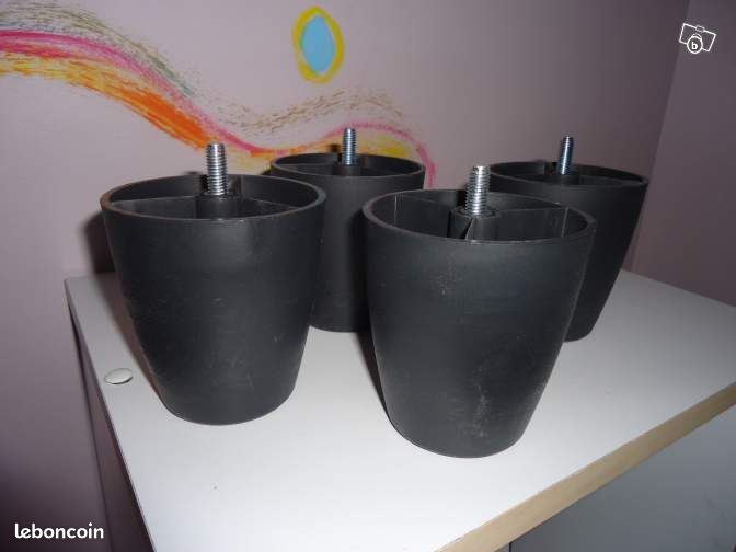 3 PIEDS SOMMIER fraise77 (image 1)