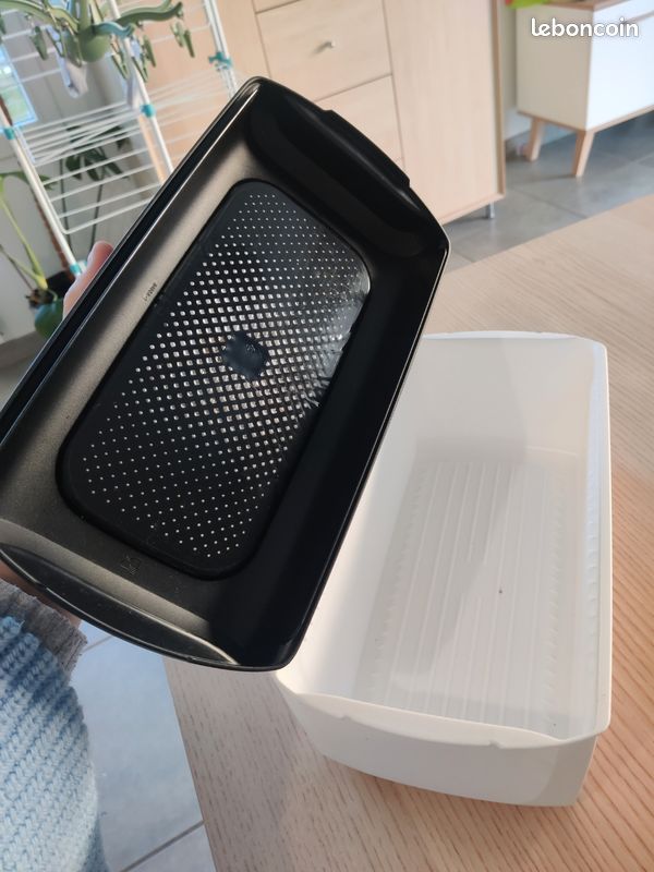 Boite à Pain Tupperware : utilité, prix, choix | Guide Complet