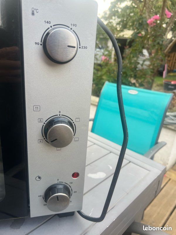 Four Valberg 46L chaleur tournante 1800W-Très bon état (image 4)