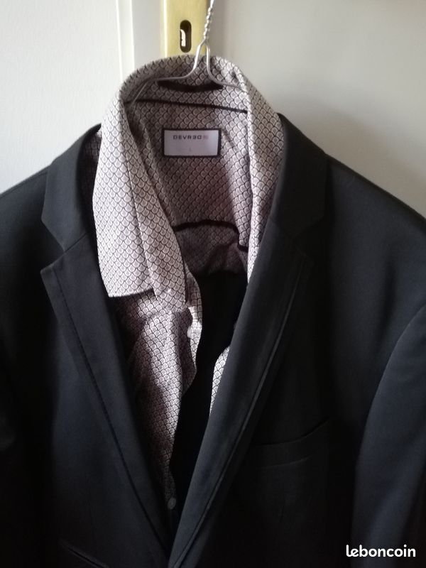 Costume noir Devred avec chemise (image 1)