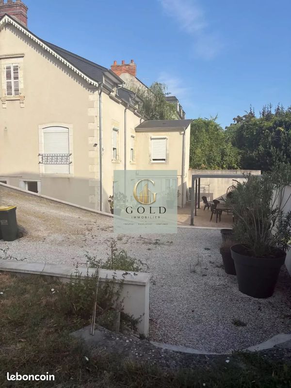 Maison 6 pièces 180 m² · à Bourges · 180 m² · 446 250 €