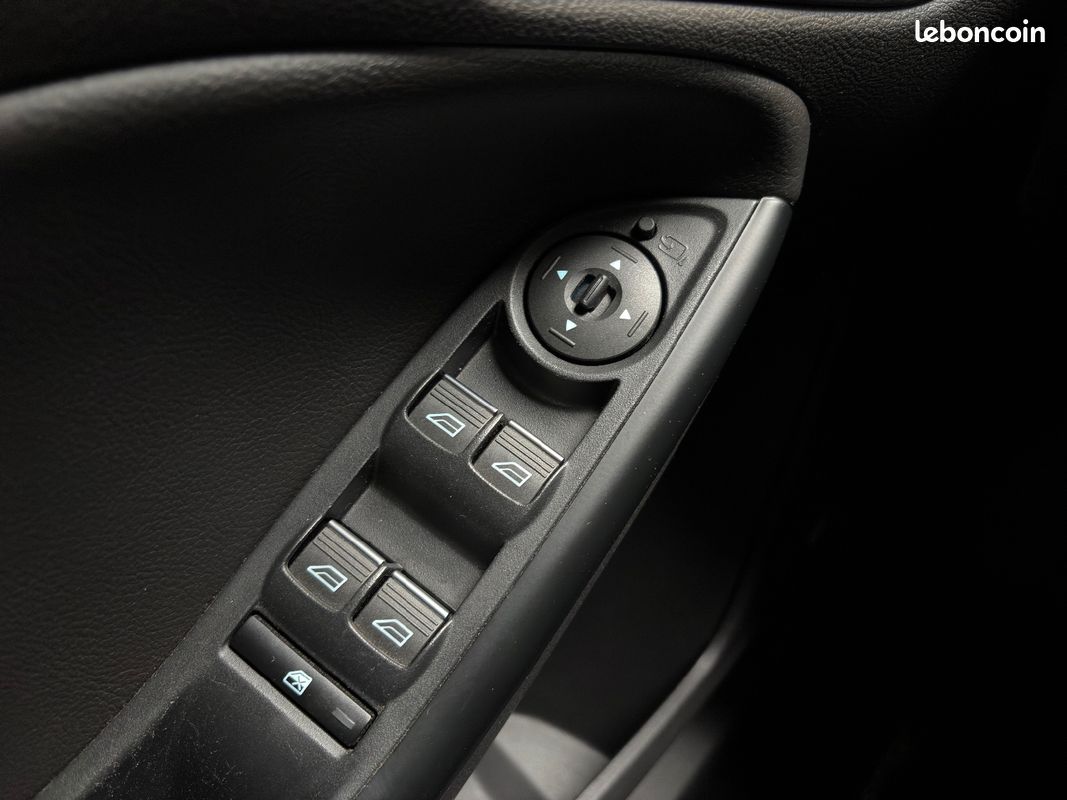 FORD FOCUS 2.3 EcoBoost 350 CV RS - Entretien complet FORD - Apple Carplay - Sono Sony - (image 27)