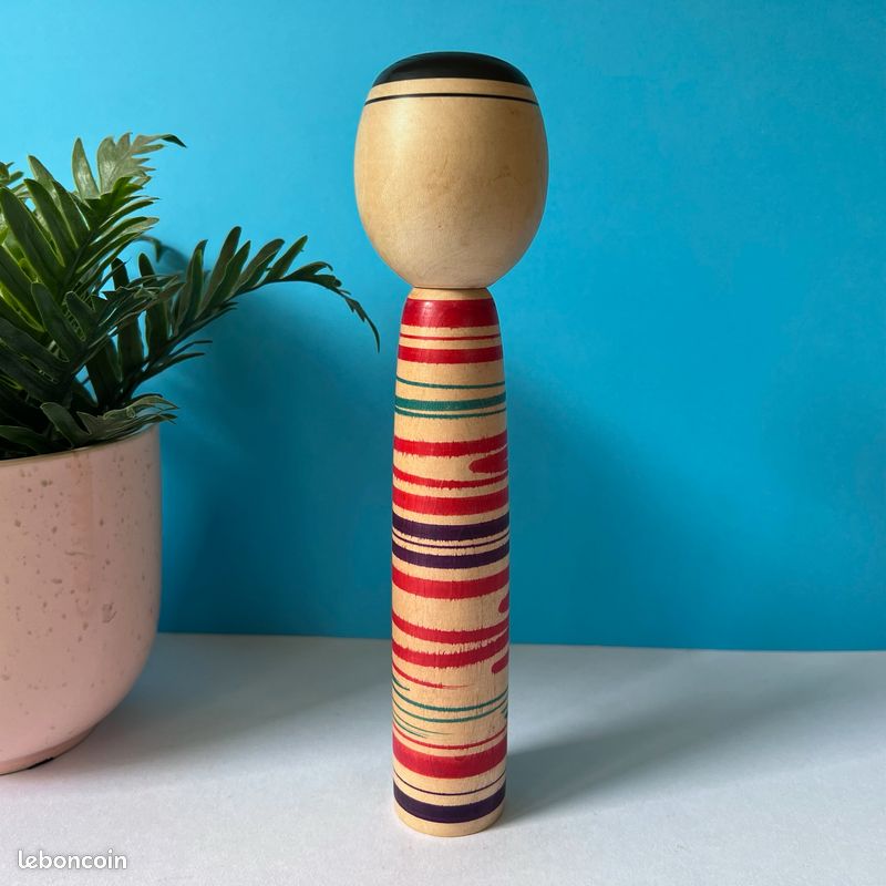 Poupée Japonaise Kokeshi Zao – Artisanale Vintage – Bois Peint à La Main – Signée Années 60