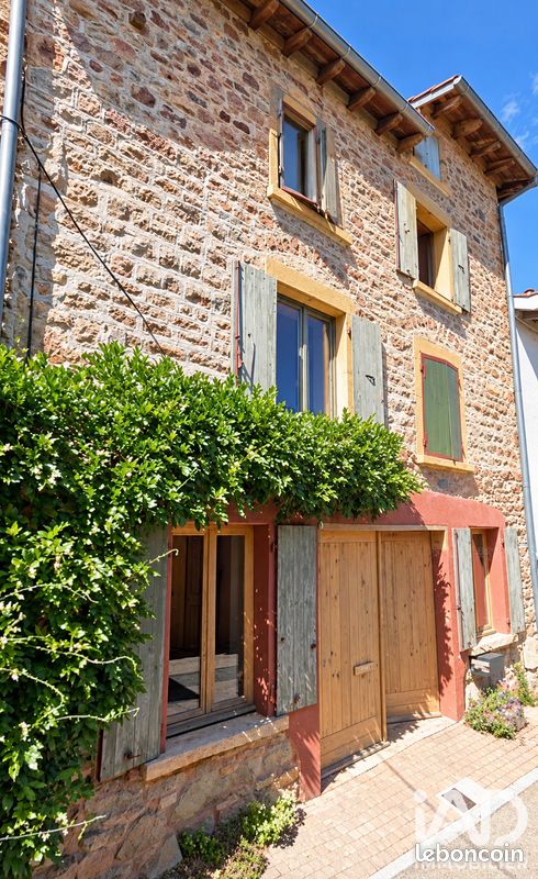 Maison 5 pièces 140 m² · à Saint-Just-d'Avray · 140 m² · 184 000 €