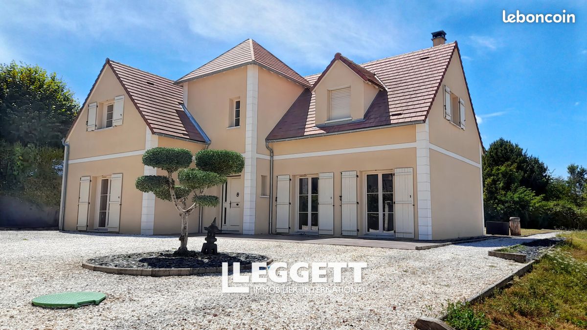 Maison 5 pièces 175 m² · à La Roche-Posay · 175 m² · 369 250 €