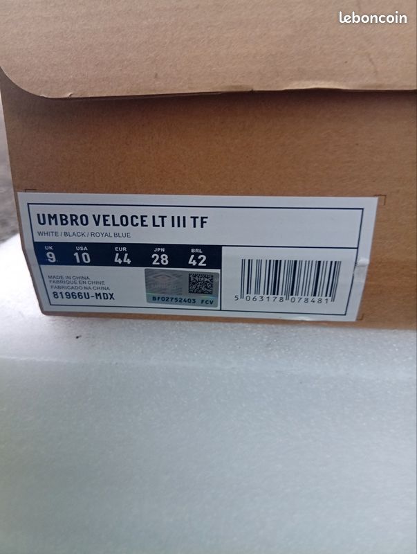 Crampon umbro (image 1)