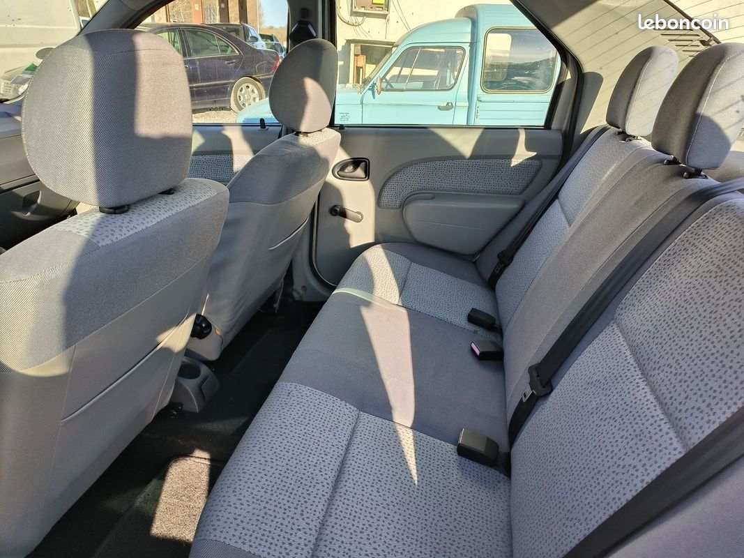 Dacia LOGAN 1.6 MPI 90CH LAUREATE (image 4)
