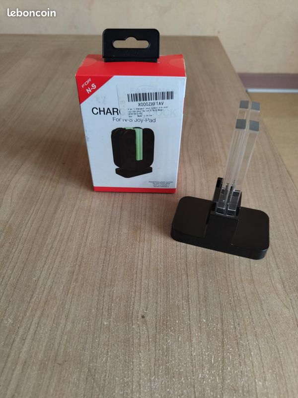Chargeur pour Joy-Pad (image 1)