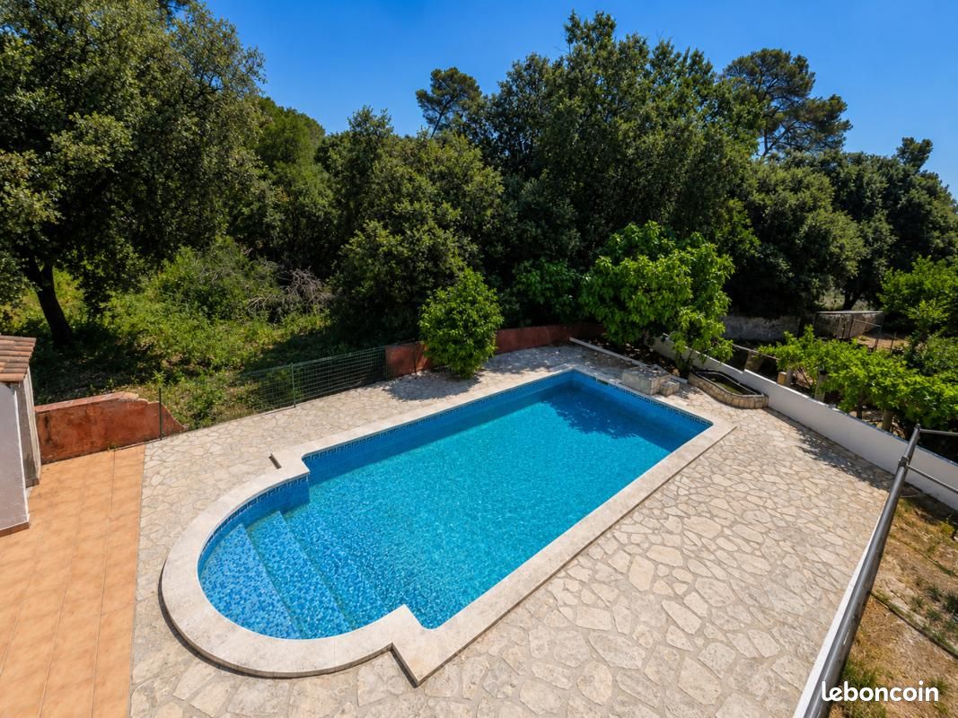 Maison 8 pièces 239 m² · à Montpellier · 239 m² · 590 000 €