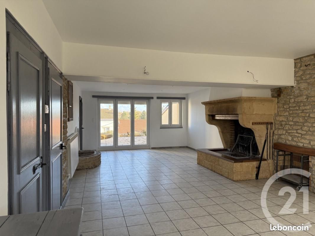 Maison 6 pièces 179 m² · à Jarny · 179 m² · 240 000 €