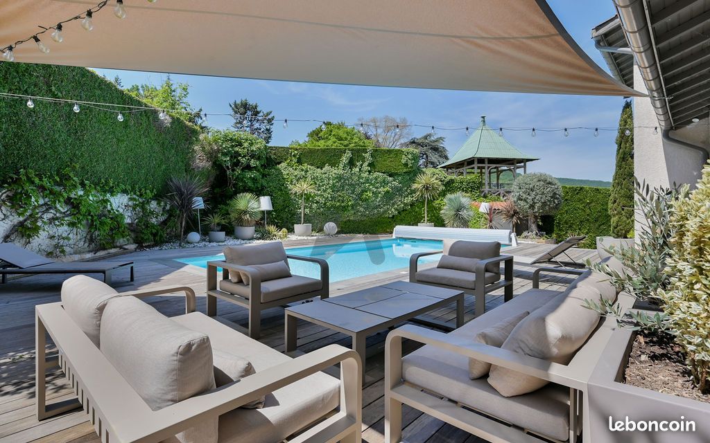 Maison 7 pièces 161 m² · à Saint-Romain-au-Mont-d'Or · 161 m² · 880 000 €