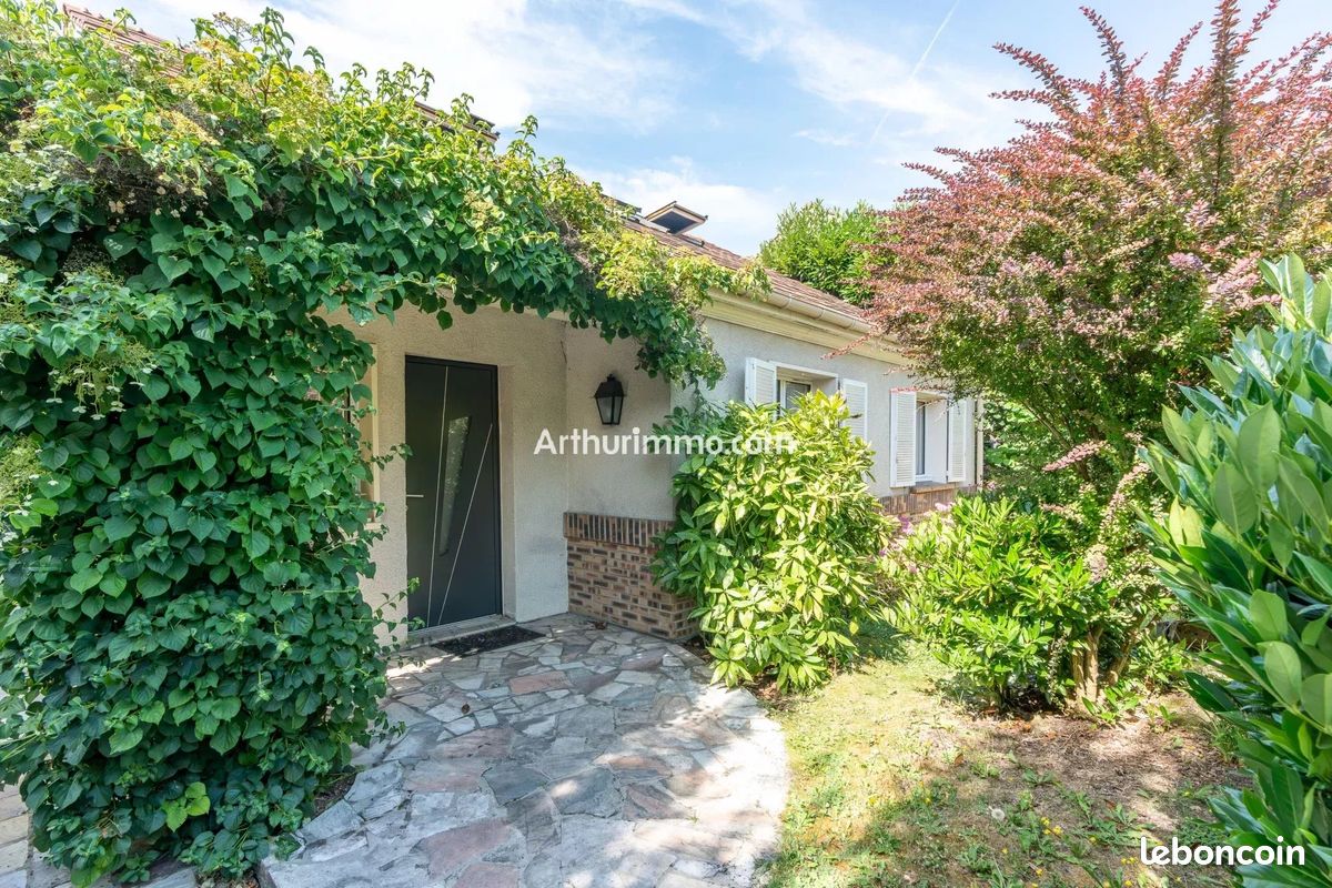 Maison 6 pièces 141 m² · à Ormesson-sur-Marne · 141 m² · 550 000 €
