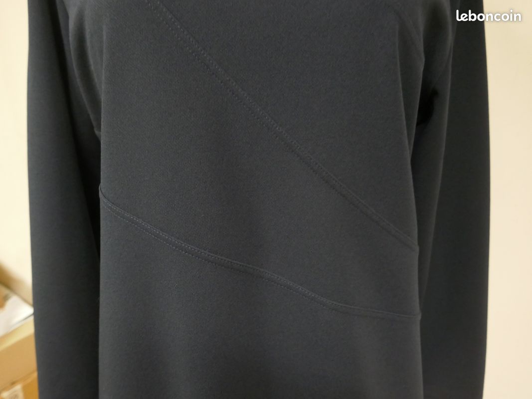 Robe (image 3)