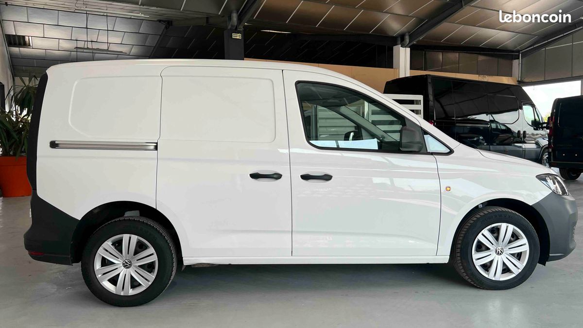 12 990 HT - Volkwagen CADDY CARGO 2.0 TDI 75 BUSINESS GARANTIE 12 MOIS (image 6)