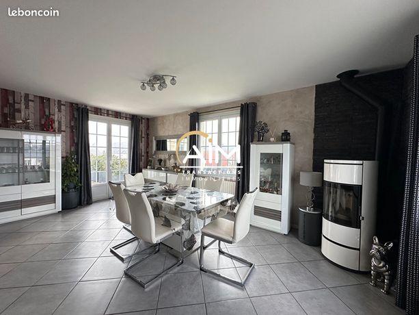 Maison 8 pièces 180 m²