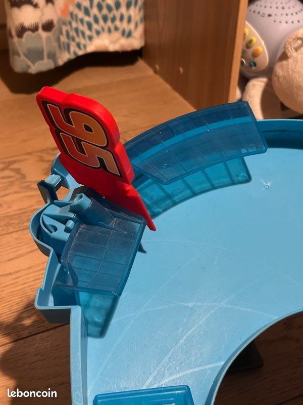 Circuit Cars Flash McQueen (image 5)