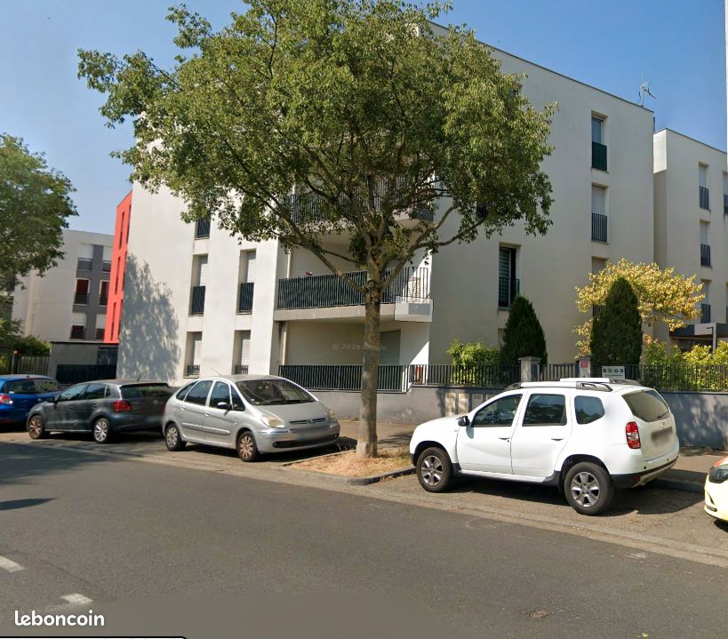 Appartement 3 pièces 57 m² · à Meyzieu · 57 m² · 950 €/mois