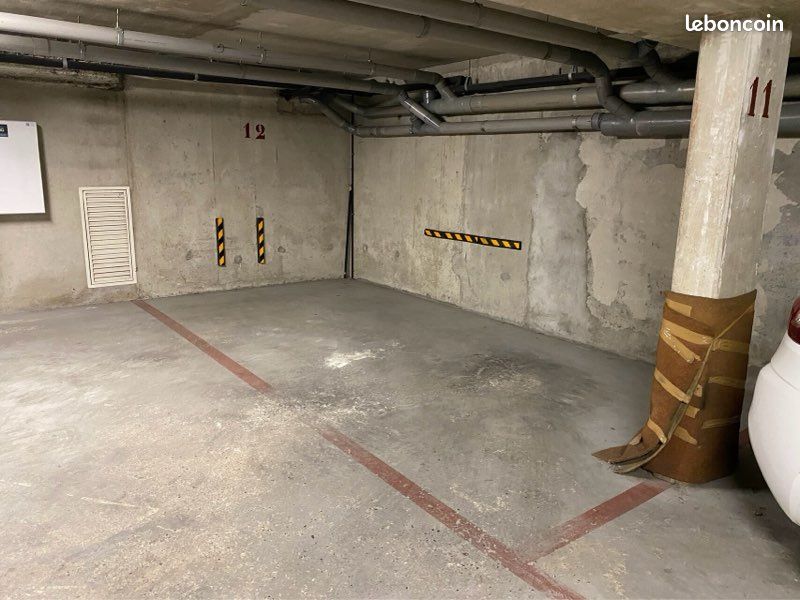 Parking à Suresnes proche de Puteaux · 20 000 €