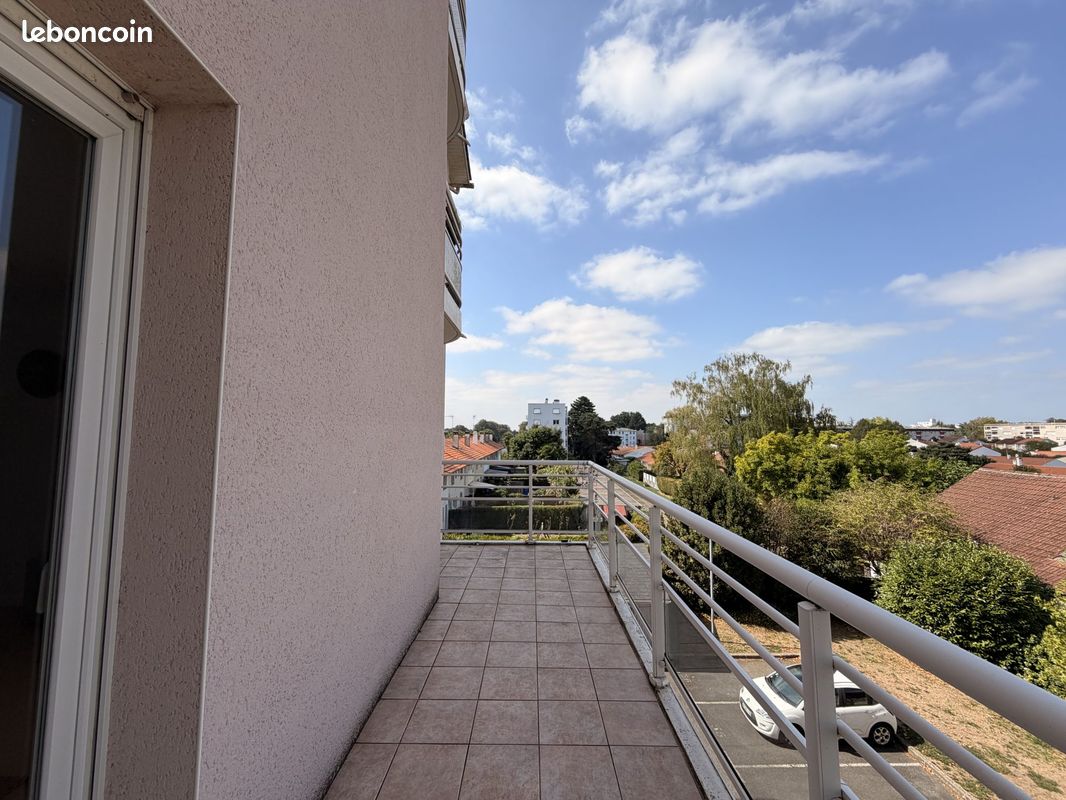 Appartement 2 pièces 37 m² · à Pau · 37 m² · 550 €/mois
