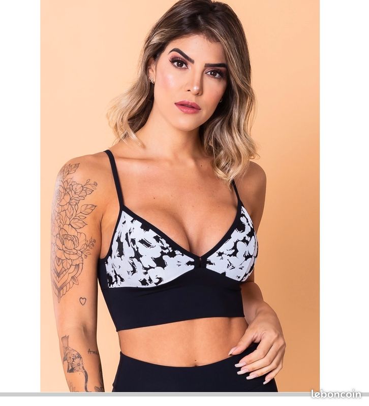 Lot 2 brassières + 1 short pour sport (image 3)