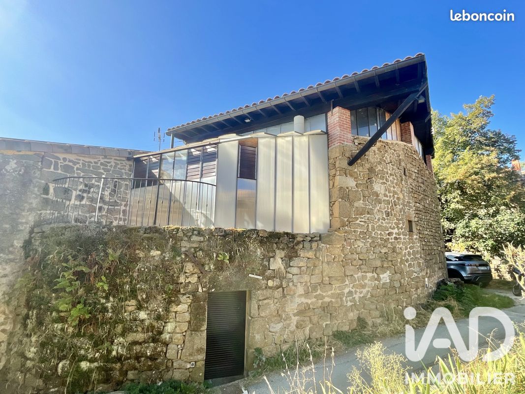Maison 3 pièces 100 m² · à Préaux · 100 m² · 138 000 €
