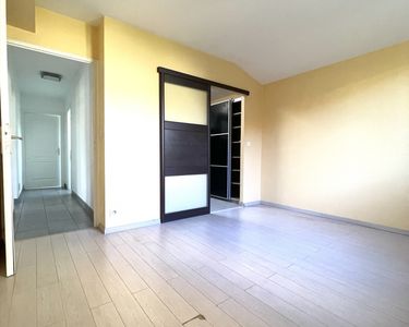 Maison 650 000 € - 179 m²